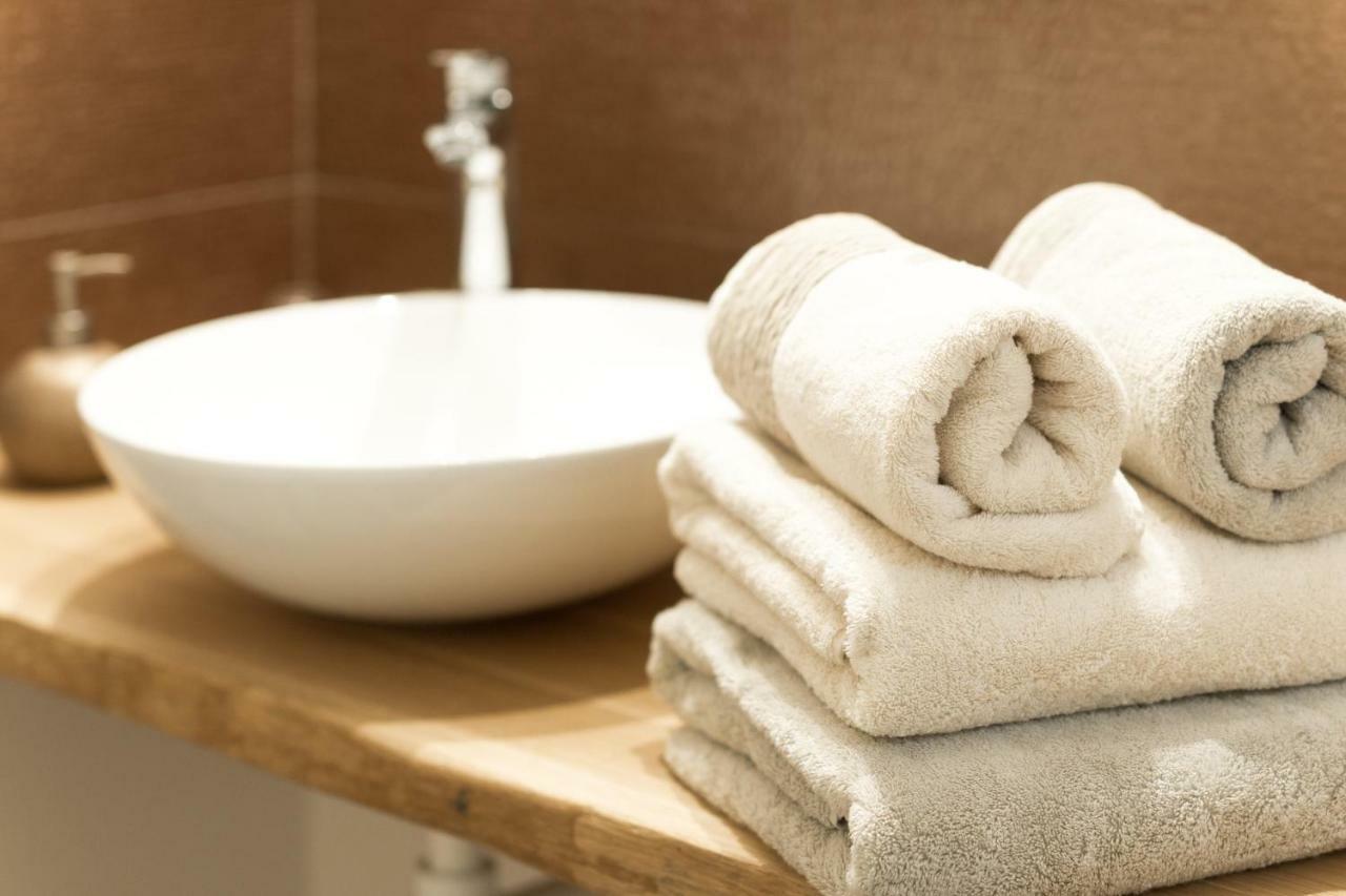 L'Attrap'Reves : Le Confort Hotelier, La Convivialite En Plus Ergersheim Buitenkant foto