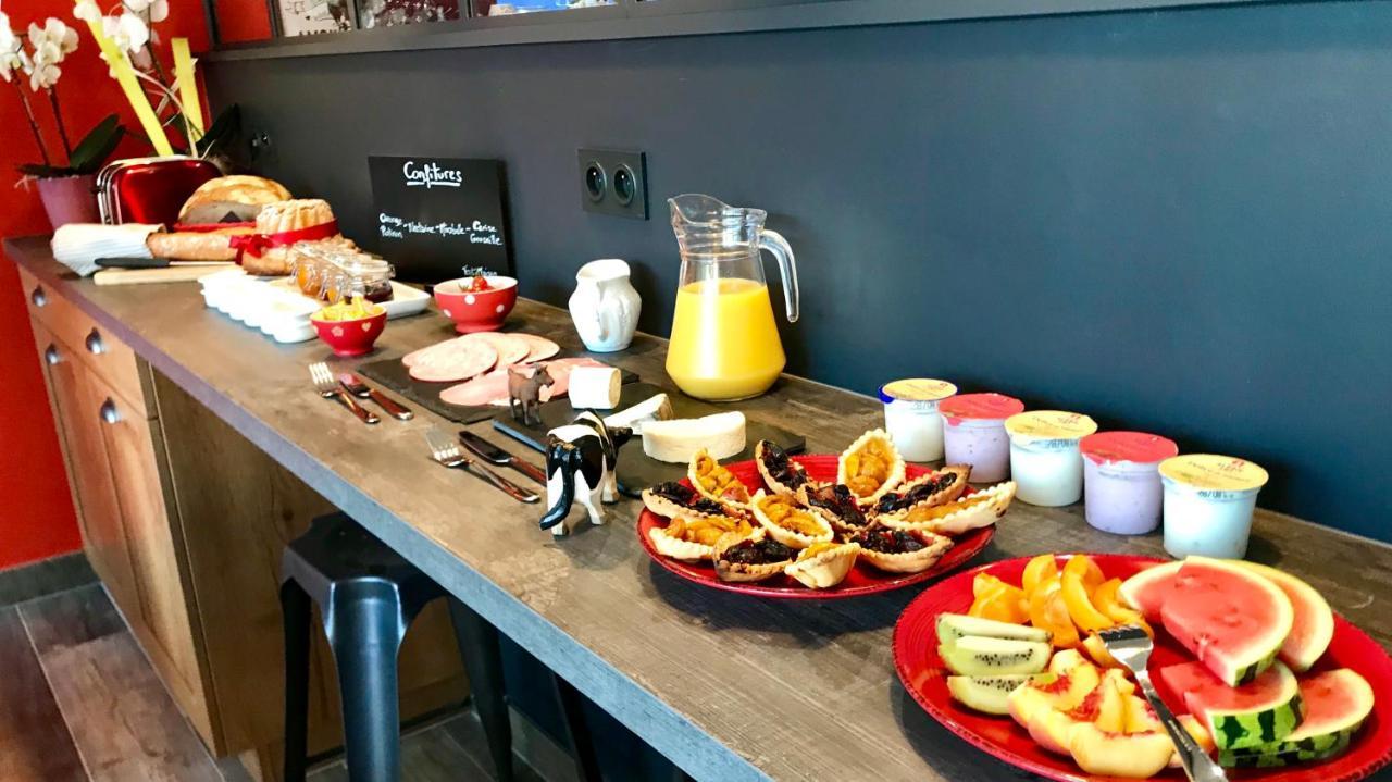 L'Attrap'Reves : Le Confort Hotelier, La Convivialite En Plus Ergersheim Buitenkant foto